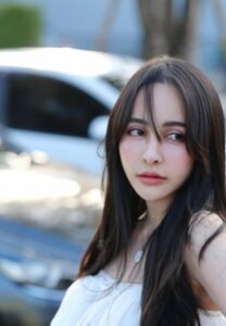 Prisana-Sritachote-026-Dazzling