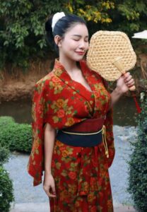 Papoy-Kuanpradit-033-Sweet