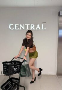 wjmild-005-Attractive