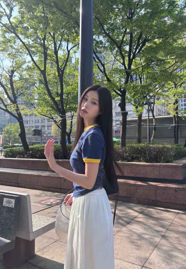 Kang Hyewon