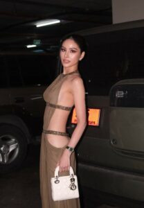 ning-pathama-014-Elegant