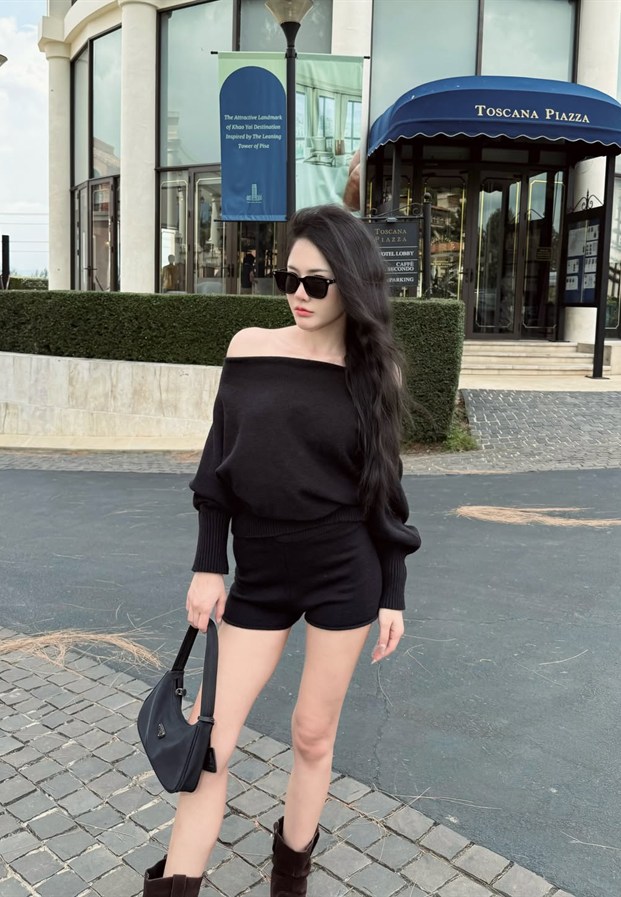 ชลธิดา ลุคสวยจากโซเชียล