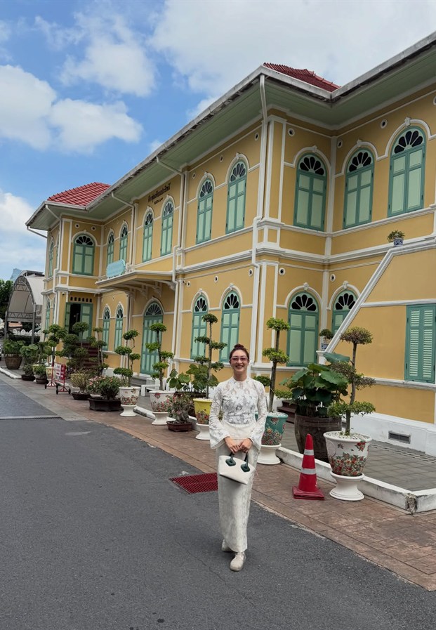 แพนเค้ก เขมนิจ ลุควันสบาย