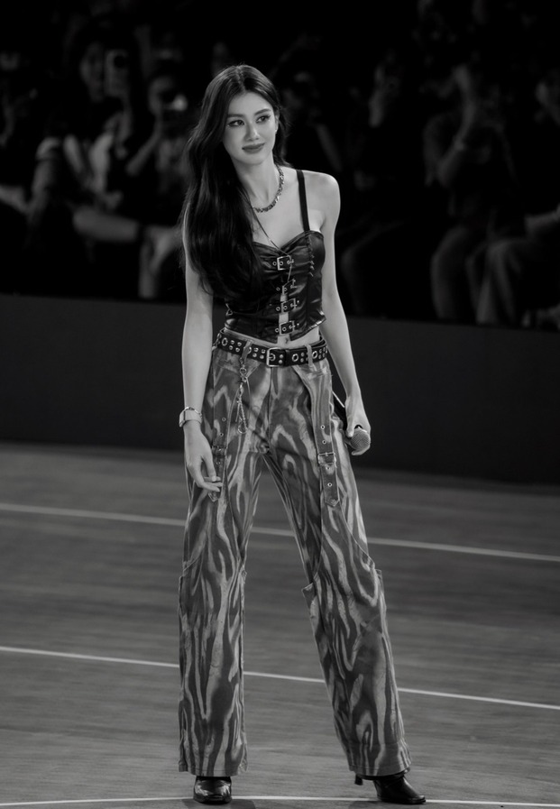 Leena Lalina ลีน่า ลลินา