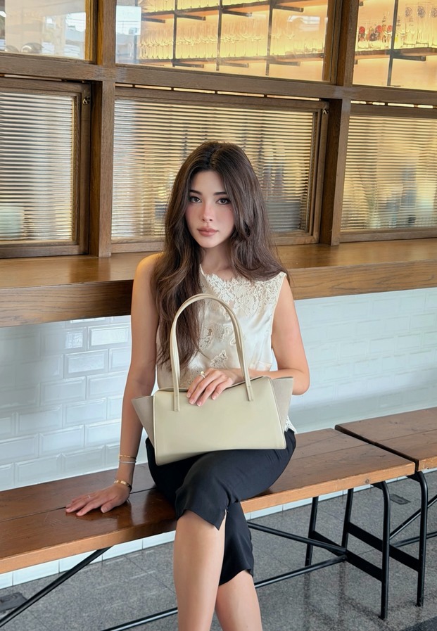 นิกกี้ นิโคล กิตติวัฒน์ ประวัติ นิกกี้ นิโคล (Nikki Nicole Kittiwat)