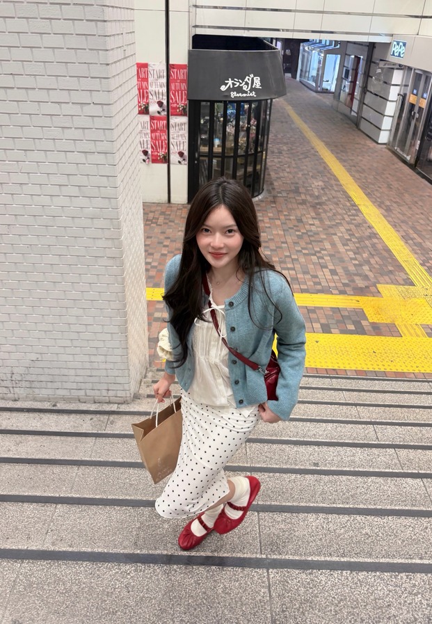 Mabelz PiXXiE ภาพถ่ายแฟชั่นในลุคสดใสเป็นธรรมชาติ
