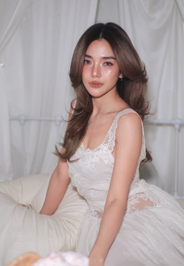 ช่องทางติดตาม Prang Kannarun บน Instagram ทางการ