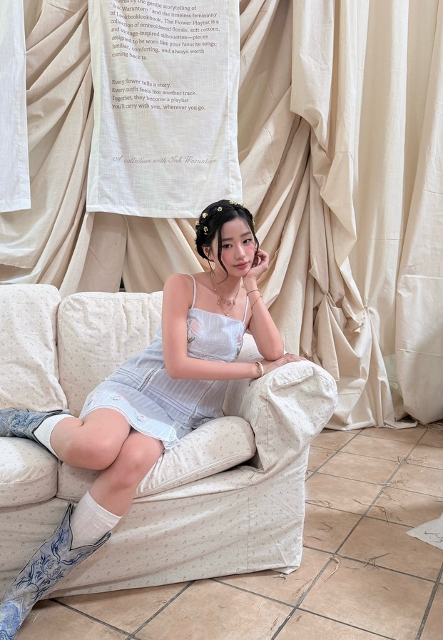 Tu Tontawan ภาพเดี่ยวสะท้อนความมั่นใจและรอยยิ้ม