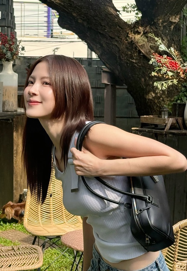 ใบเฟิร์น พิมพ์ชนก ประวัติ Baifern Pimchanok