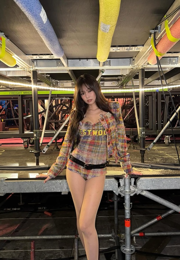 Jennie บนเส้นทางบันเทิงและวงการเพลง