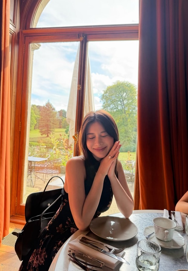 Kao Supassara ลุคแฟชั่นและเสน่ห์เฉพาะตัว